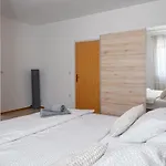 Grubelic Apartment Srima